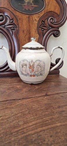 Rare queen victoria diamond - victoria,