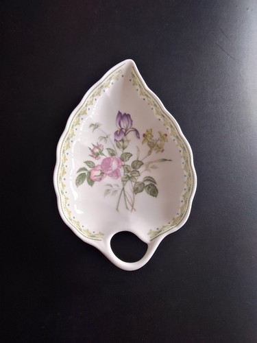 Vintage royal doulton camilla - doulton,