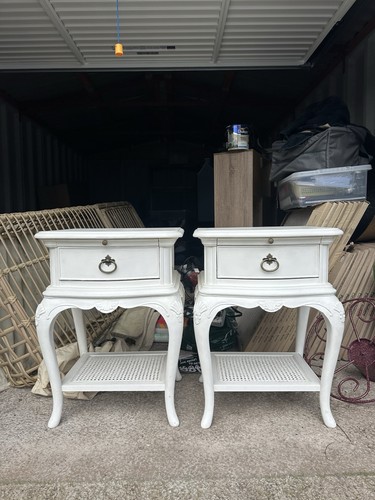Willis and gambier - gambier, bedside