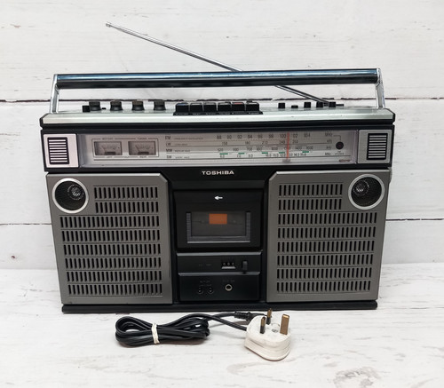 1970s ghetto blaster toshiba - ghetto,