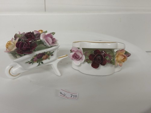 Small royal albert old - small,