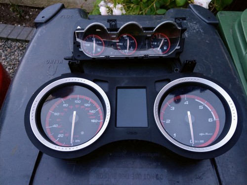 Alfa 159 dash clocks - 159, ti
