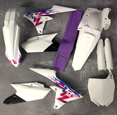 Plastics graphics seat - +,