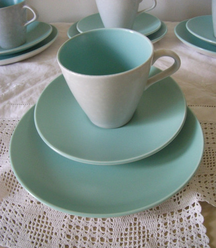 Poole pottery retro twintone - retro,