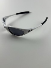 Oakley Minute 1.0 Pearl White