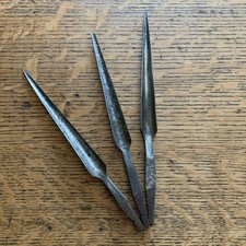 B10-1: 3 Antique Tapered Brace