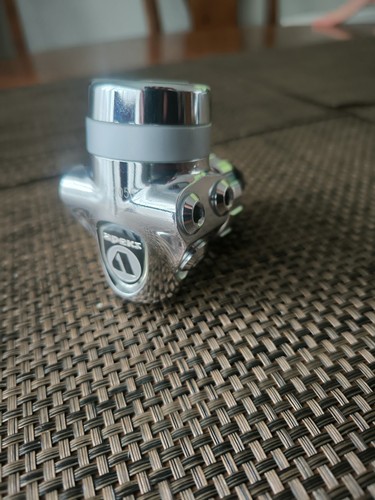 Apeks xtx200 first stage din - xtx200,