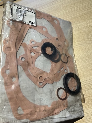 Land rover gearbox - rover, seals