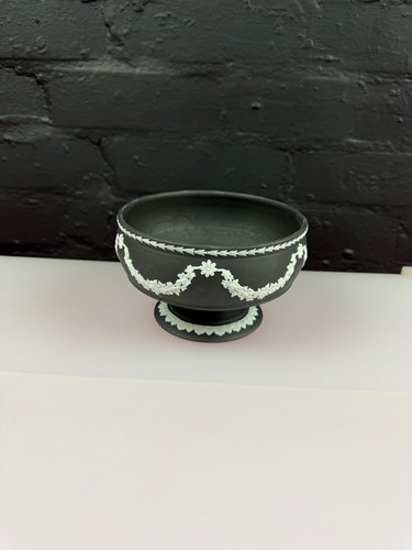 Wedgwood basalt black jasper - black,