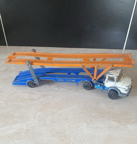 Corgi juniors mercedes benz - corgi,