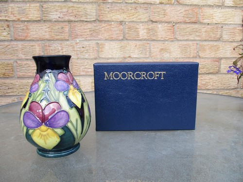 Moorcroft heartsease pattern - moorcroft,