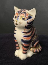 Royal Crown Derby Sitting