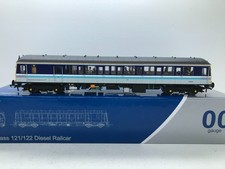 DAPOL OO GAUGE 4D-015-003 CLASS 122 REGIONAL RAILWAYS UNIT + PASSENGERS + BOXED