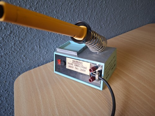 Weller soldering station - weller,