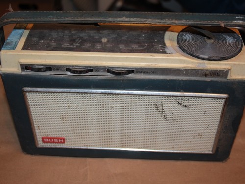 Vintage radio bush tr132 - radio,