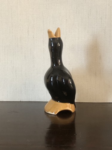 Vintage ceramic blackbird pie - blackbird,