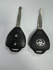 GENUINE TOYOTA 2 BUTTON REMOTE