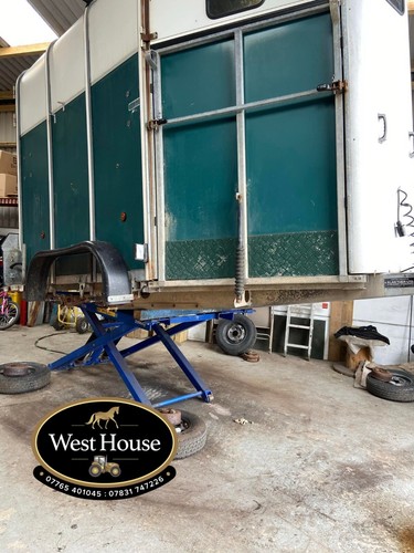 Trailer servicing