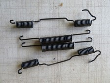 AUSTIN MORRIS 1100, 1300  REAR BRAKE SPRINGS  GEN LOCKHEED  N.O.S