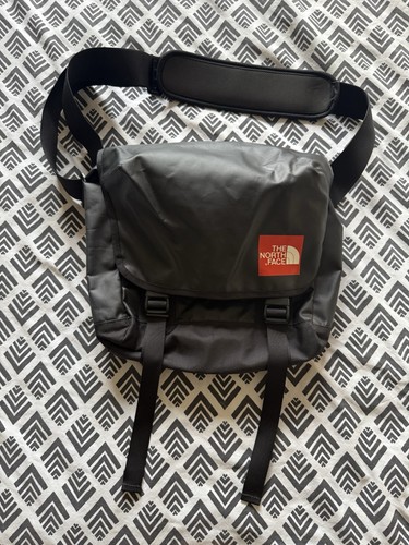 The north face - north, sized