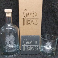 Game of Thrones decanter box set can be personalised