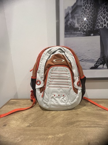 Oakley travel backpack orange - travel,