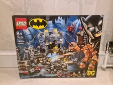 LEGO DC Batman Batcave