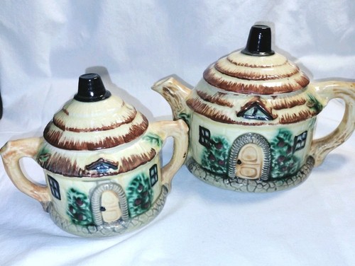 Cottage house teapot sugar - teapot,