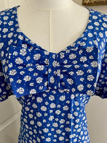 1980s does 1940s - , blue