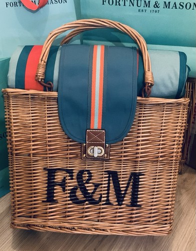 Fortnum mason in - 3, wicker