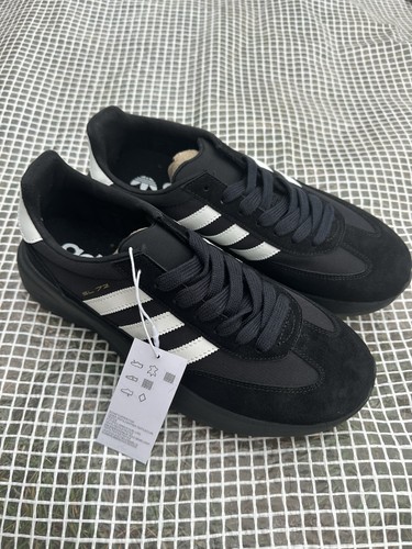 Adidas pro black men - 72,