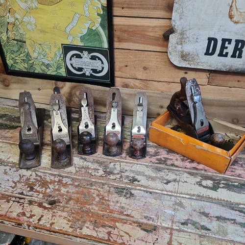 Job lot woodworking - job,