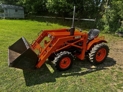 1979 kabota b7100d with - kabota, loader
