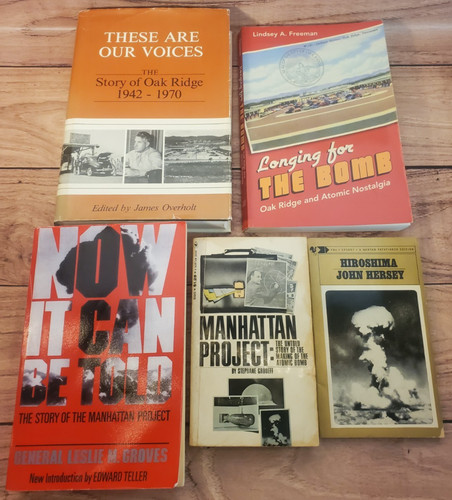 Oak ridge manhattan project - oak, &
