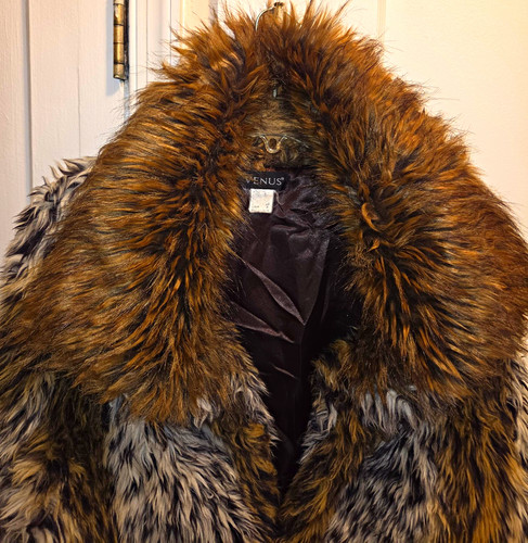 Venus women wolf print - venus, women’s