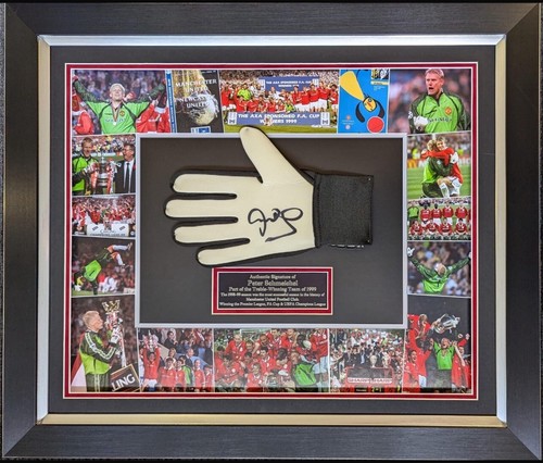 Peter schmeichel hand signed - schmeichel,
