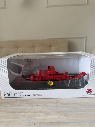 Universal hobbies massey - 1/32,