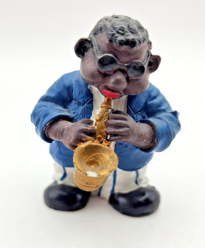 Painted resin jazz - 2.25",