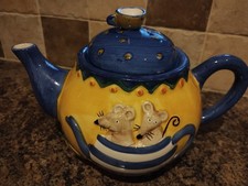 Novelty Rayware Collectable