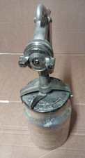 GENUINE DeVilbiss JGA  Suction SPRAY GUN & Genuine DeVilbiss POT  No 880 Air Cap