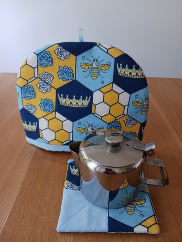 Tea cosy - tea, one