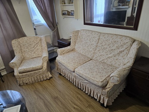 Three piece suite double - three,