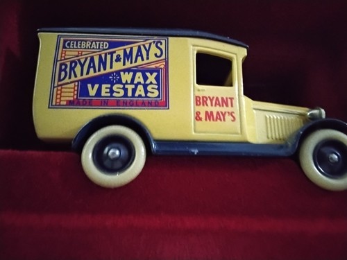 Lledo die cast - die-cast, metal