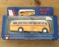 Leaf Models Malta Bus Pull