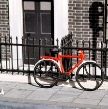OO GAUGE RED MENS BICYCLE