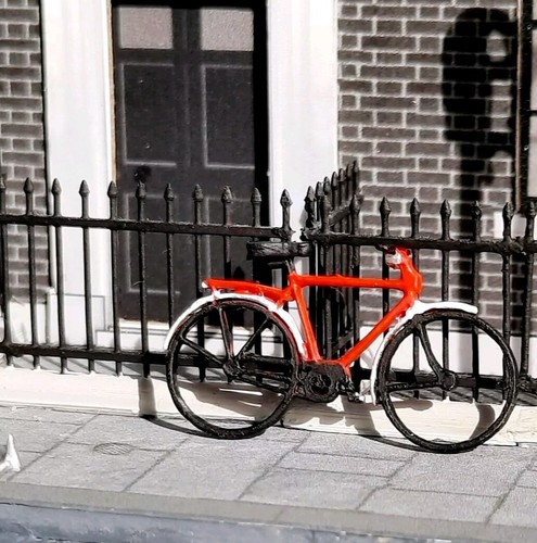Gauge red mens bicycle - red,