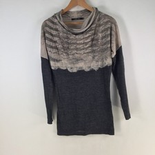 Lauren Vidal womens knit top