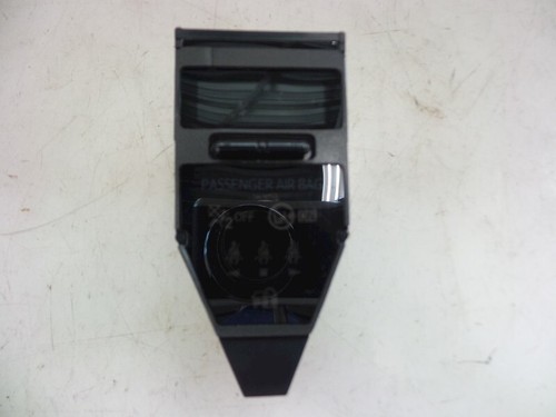 Clock toyota auris touring - toyota,