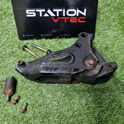 Honda k20 rear gearbox mount - gearbox,