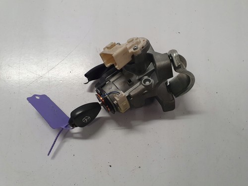 Toyota avensis t27 ignition - toyota,